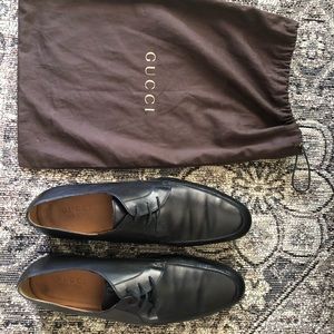 Men’s Gucci black dress shoe